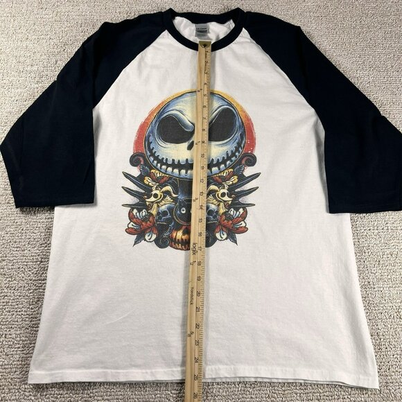 Nightmare Before Christmas Black White Half-Sleeve T-Shirt Men’s Size Large - Picture 4 of 8